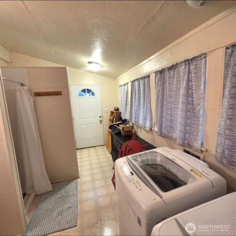 12245 S Lakeshore Road Chelan WA 98816