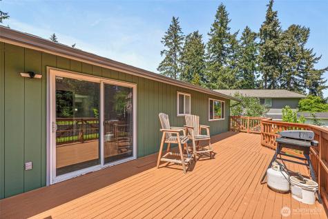 12813 Military Road E Puyallup WA 98374