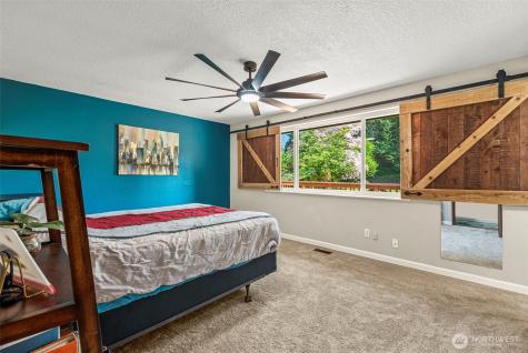 12813 Military Road E Puyallup WA 98374