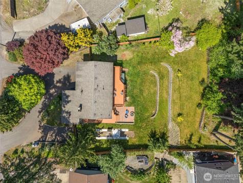 12813 Military Road E Puyallup WA 98374