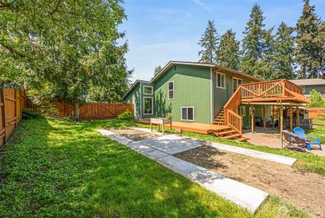 12813 Military Road E Puyallup WA 98374