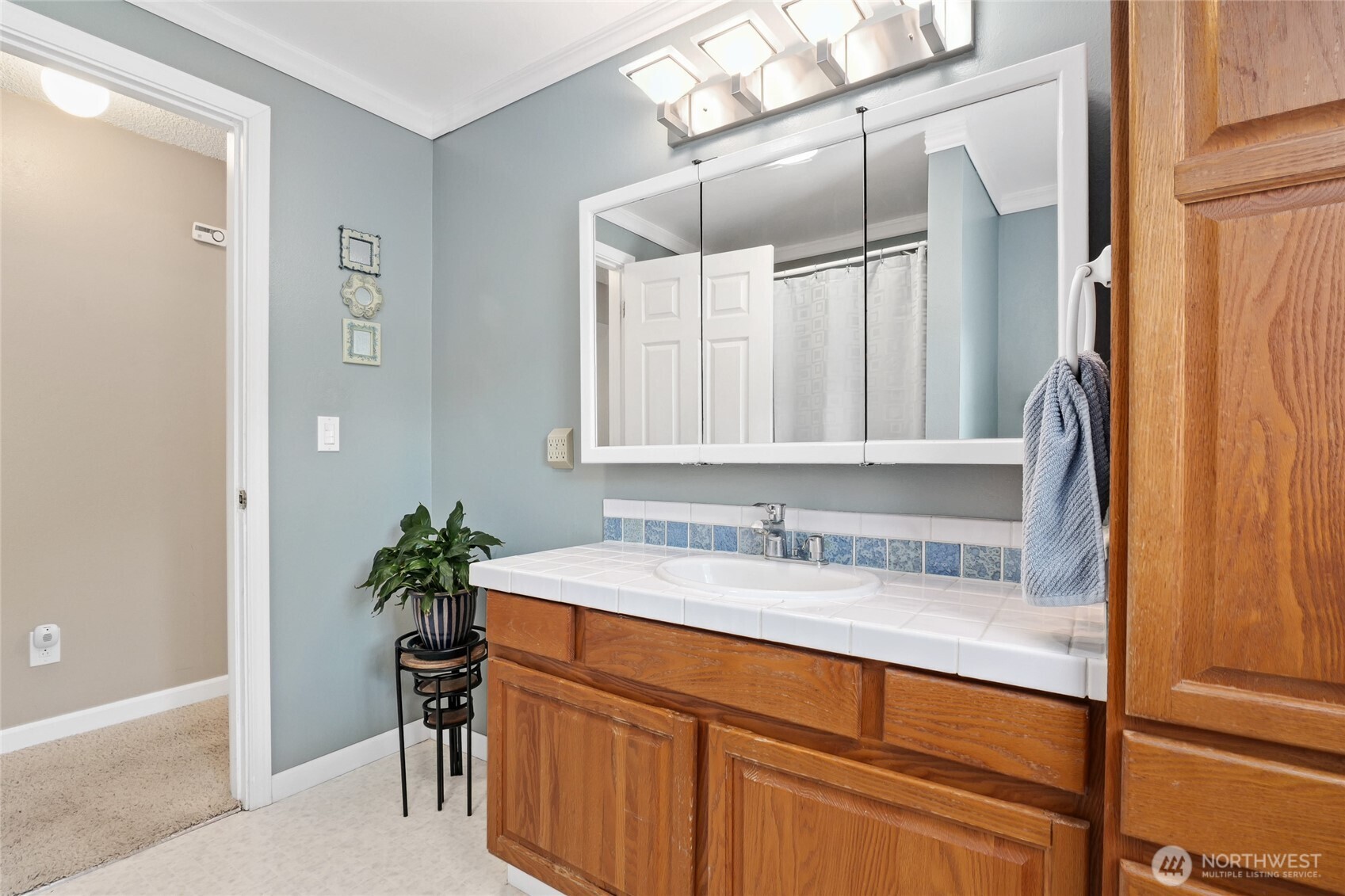 975 Front Street S Issaquah WA 98027