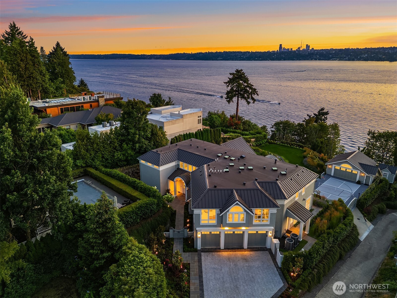 7545 NE 28th Place Medina WA 98039