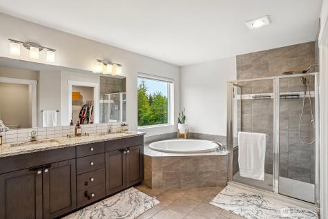 11223 SE 252nd Street Kent WA 98030