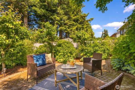 11117 157th Avenue NE Redmond WA 98052