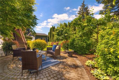 11117 157th Avenue NE Redmond WA 98052