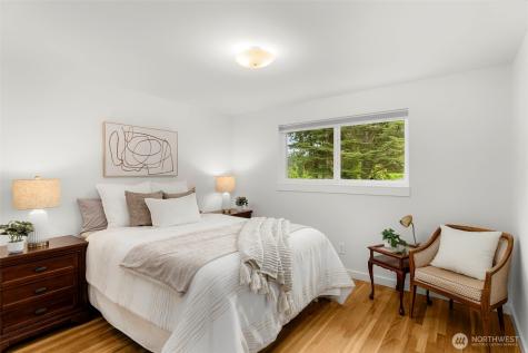 2520 166th Avenue NE Bellevue WA 98008