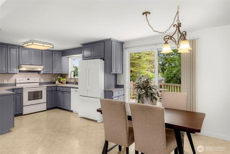 2520 166th Avenue NE Bellevue WA 98008