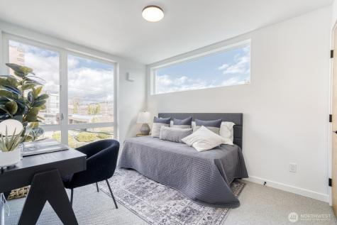 517 Howe Street Seattle WA 98109