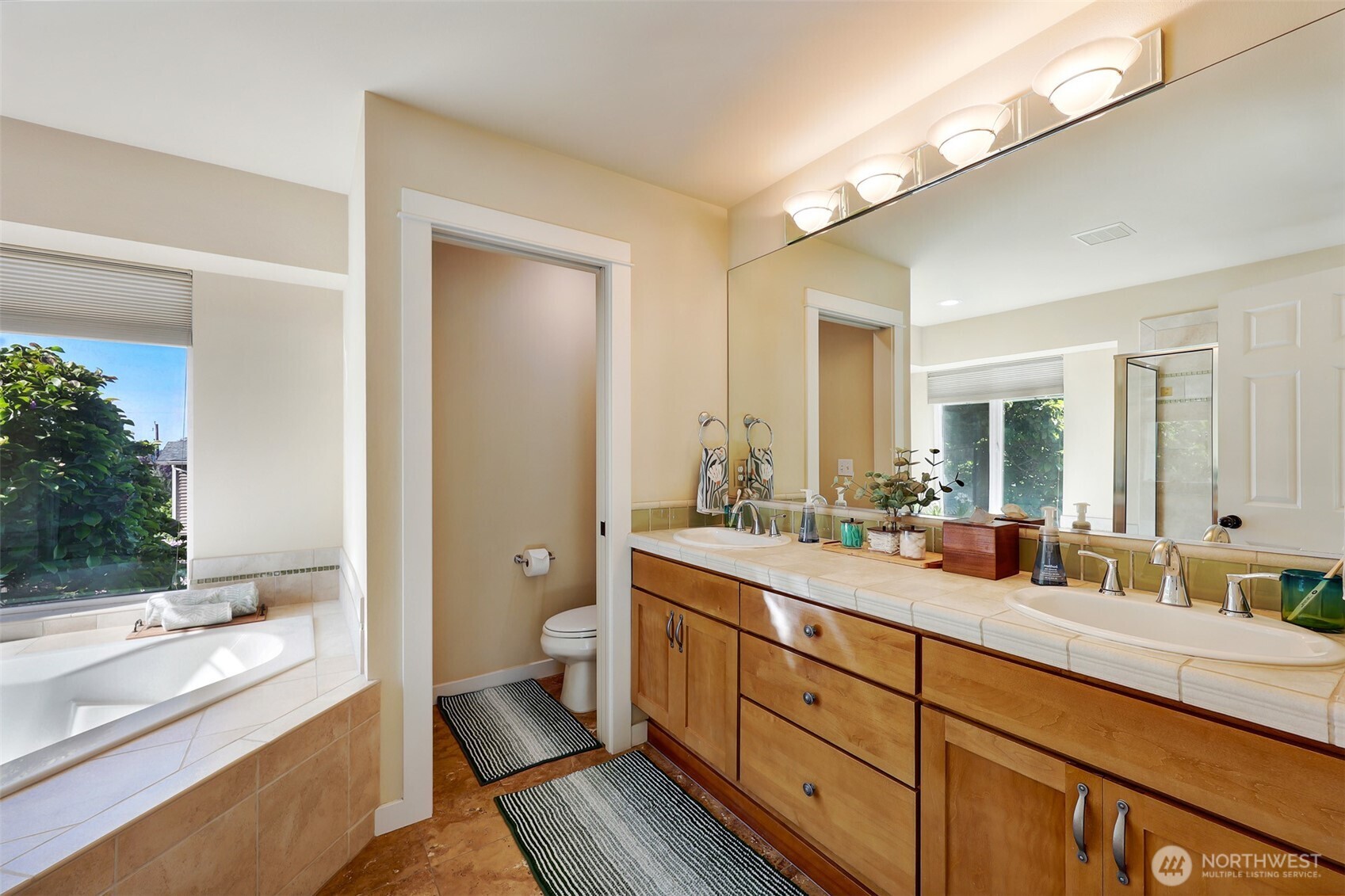 4814 51st Avenue S Seattle WA 98118