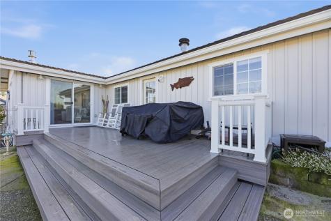 138 Lummi Drive La Conner WA 98257