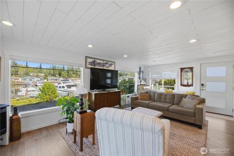 138 Lummi Drive La Conner WA 98257