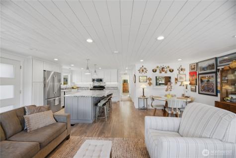 138 Lummi Drive La Conner WA 98257