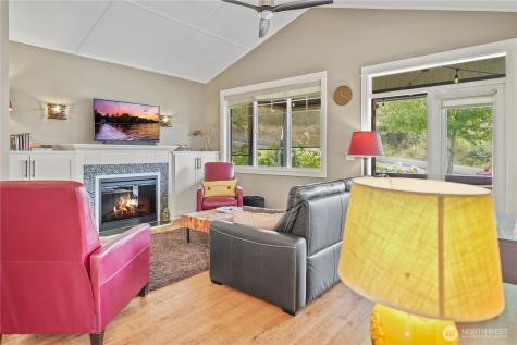 102 Firerock Lane Oroville WA 98844