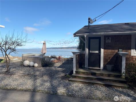 3151 Shoreline Drive Camano Island WA 98282