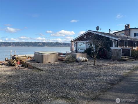 3151 Shoreline Drive Camano Island WA 98282
