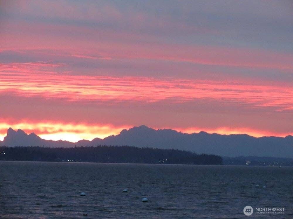 3151 Shoreline Drive Camano Island WA 98282