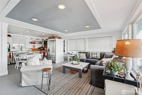 3151 Shoreline Drive Camano Island WA 98282