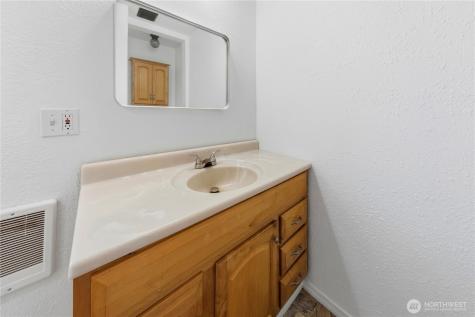 6505 Stewart Avenue E Puyallup WA 98371