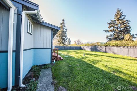 6505 Stewart Avenue E Puyallup WA 98371