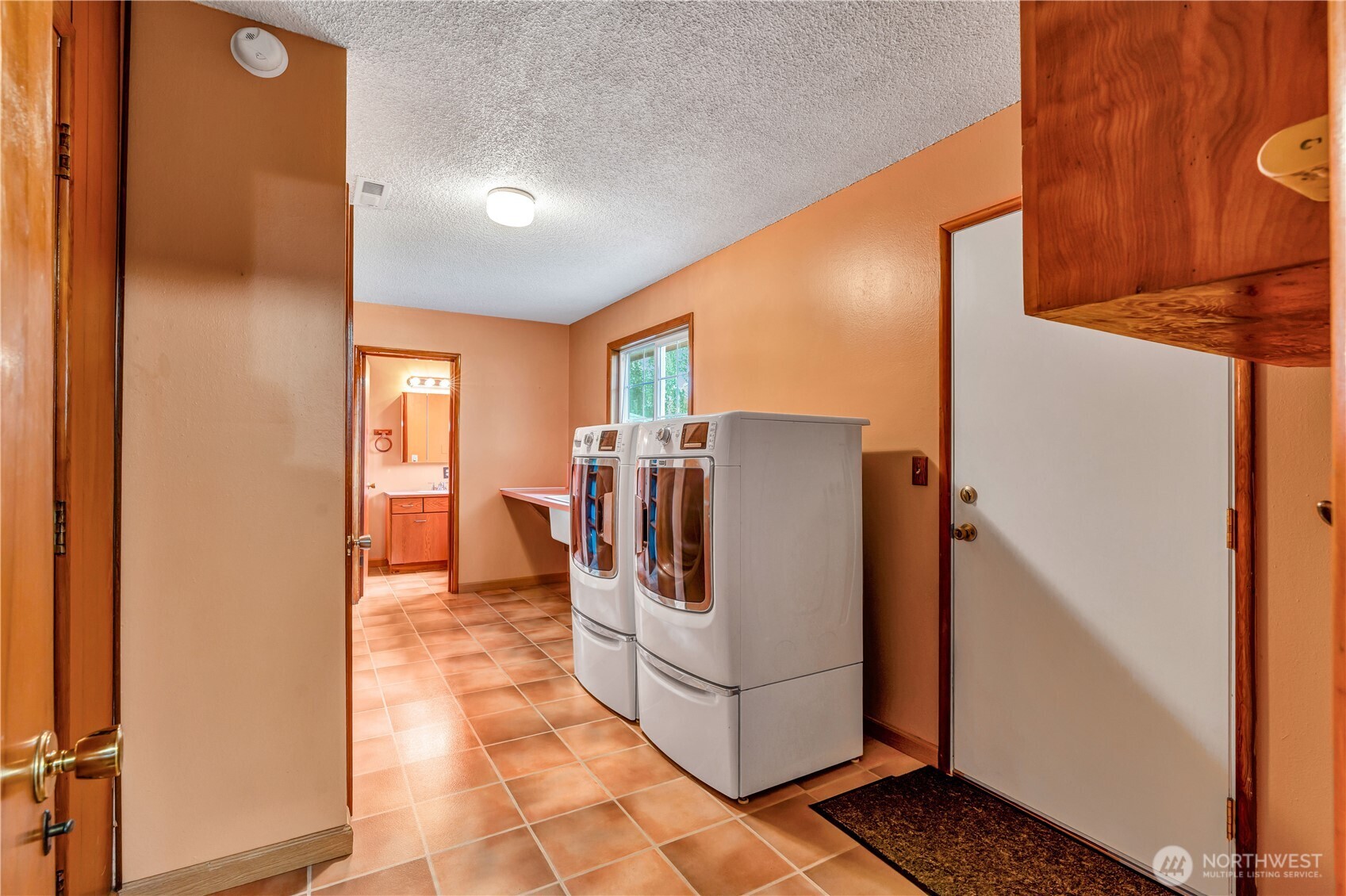 994 33rd Avenue Longview WA 98632