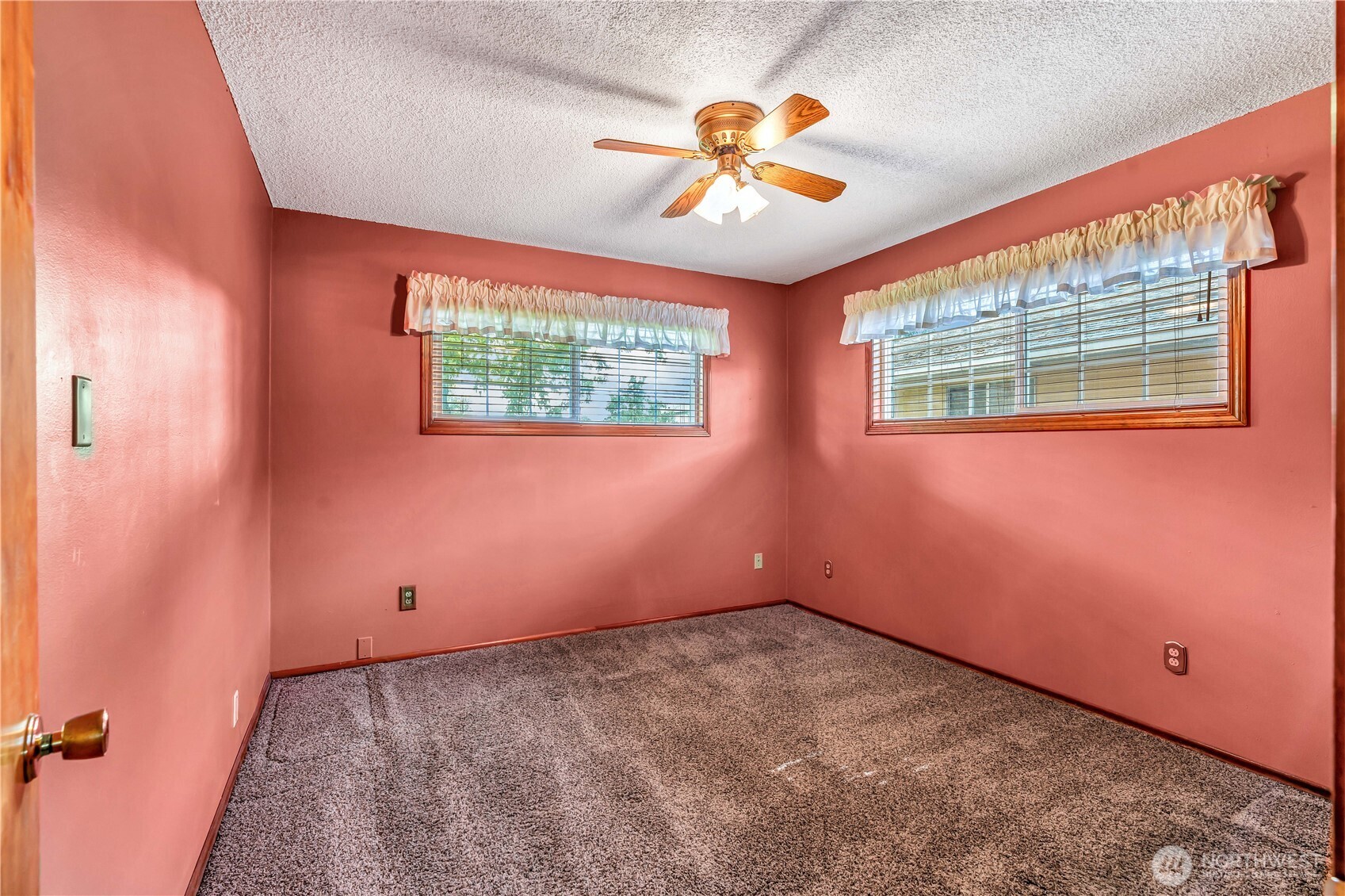 994 33rd Avenue Longview WA 98632