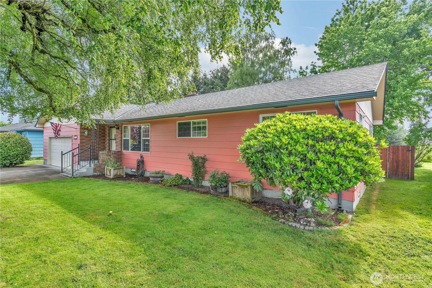 994 33rd Avenue Longview WA 98632