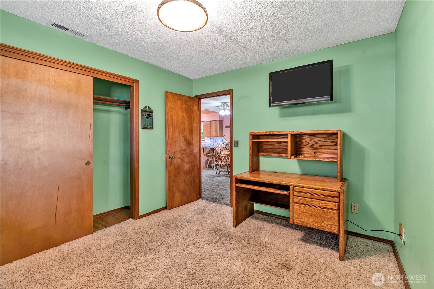 994 33rd Avenue Longview WA 98632