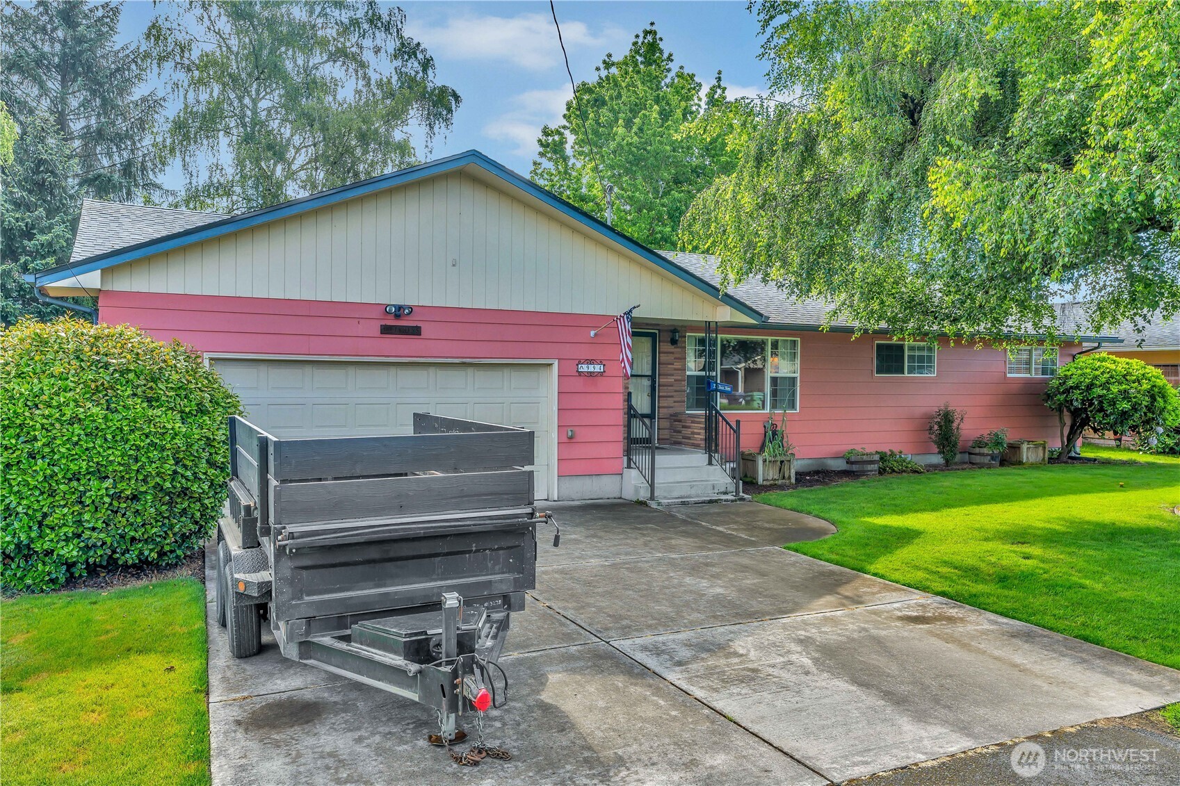 994 33rd Avenue Longview WA 98632