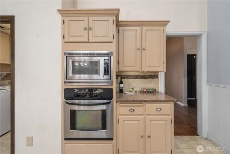 7705 132nd Street Ct E Puyallup WA 98373