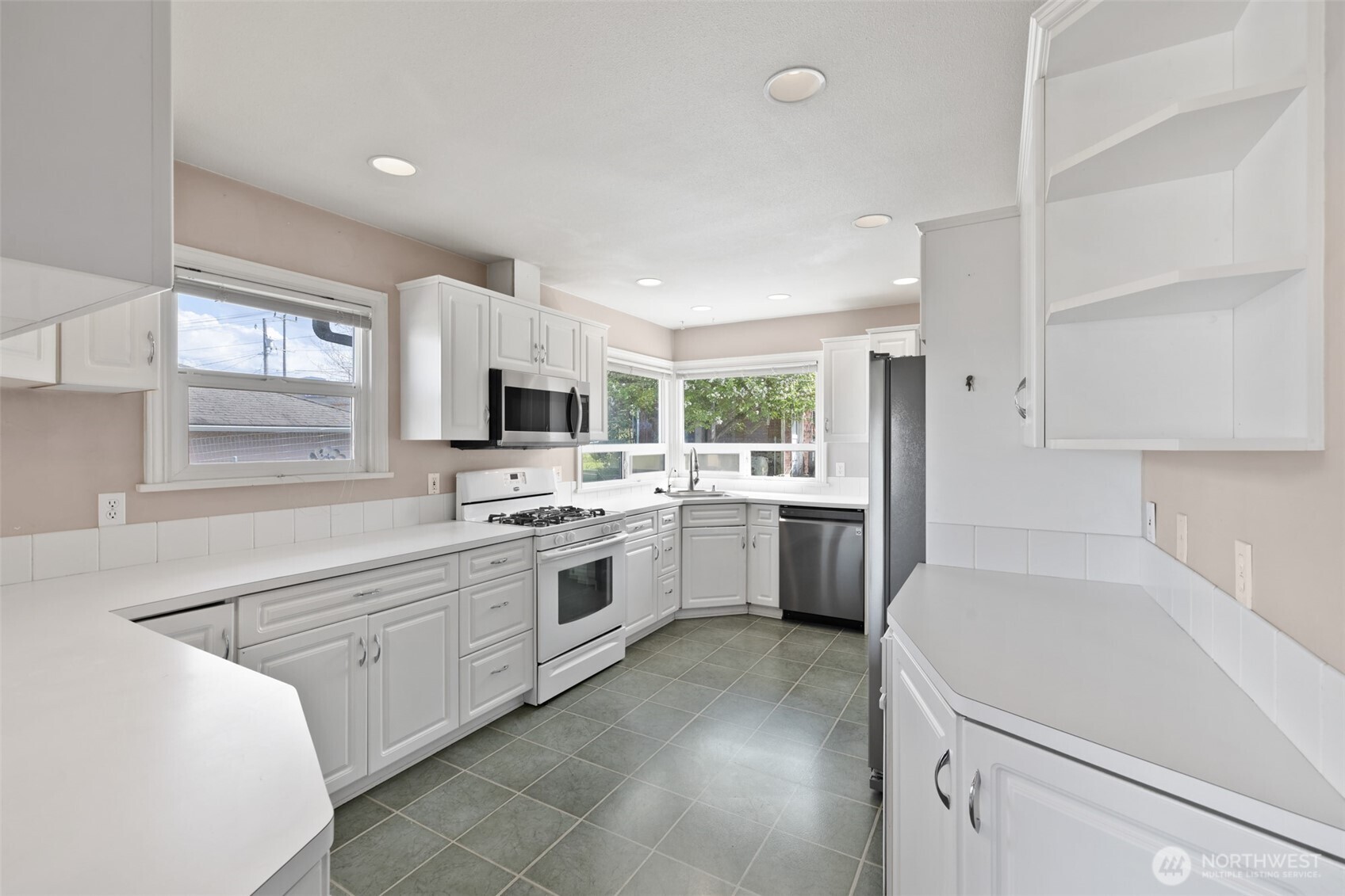 126 W 14th Street Port Angeles WA 98362