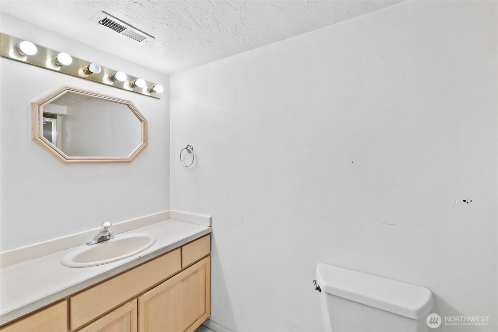 126 W 14th Street Port Angeles WA 98362