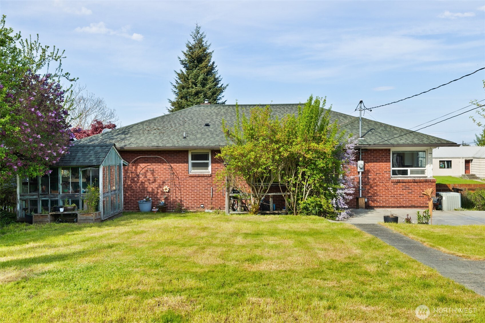 126 W 14th Street Port Angeles WA 98362