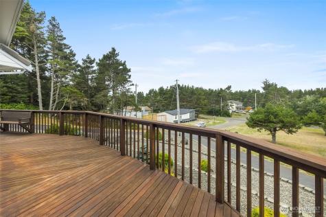 280 Surf Street Westport WA 98595