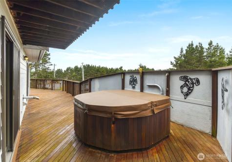280 Surf Street Westport WA 98595