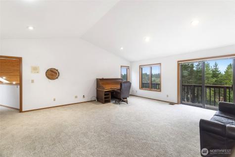 280 Surf Street Westport WA 98595