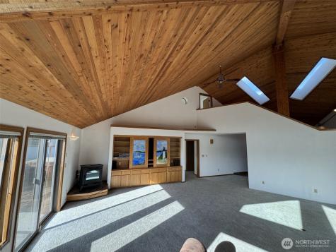 280 Surf Street Westport WA 98595