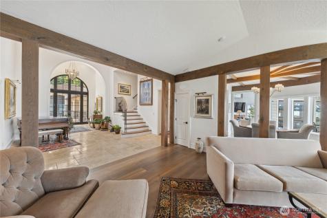 4002 Oakes Avenue Anacortes WA 98221