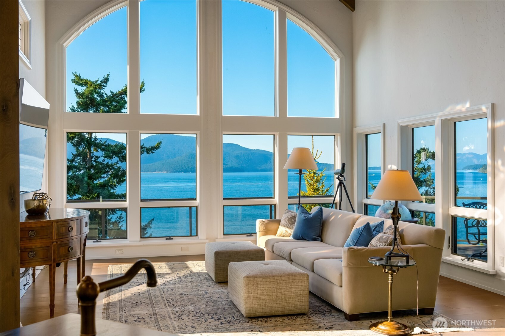 4002 Oakes Avenue Anacortes WA 98221