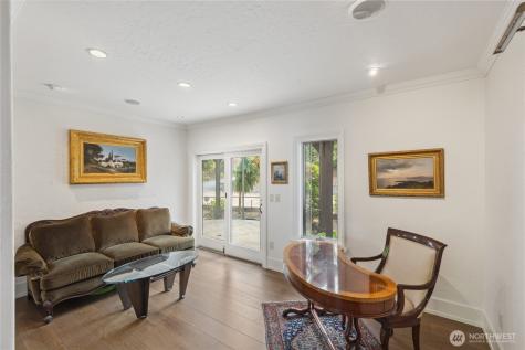 4002 Oakes Avenue Anacortes WA 98221