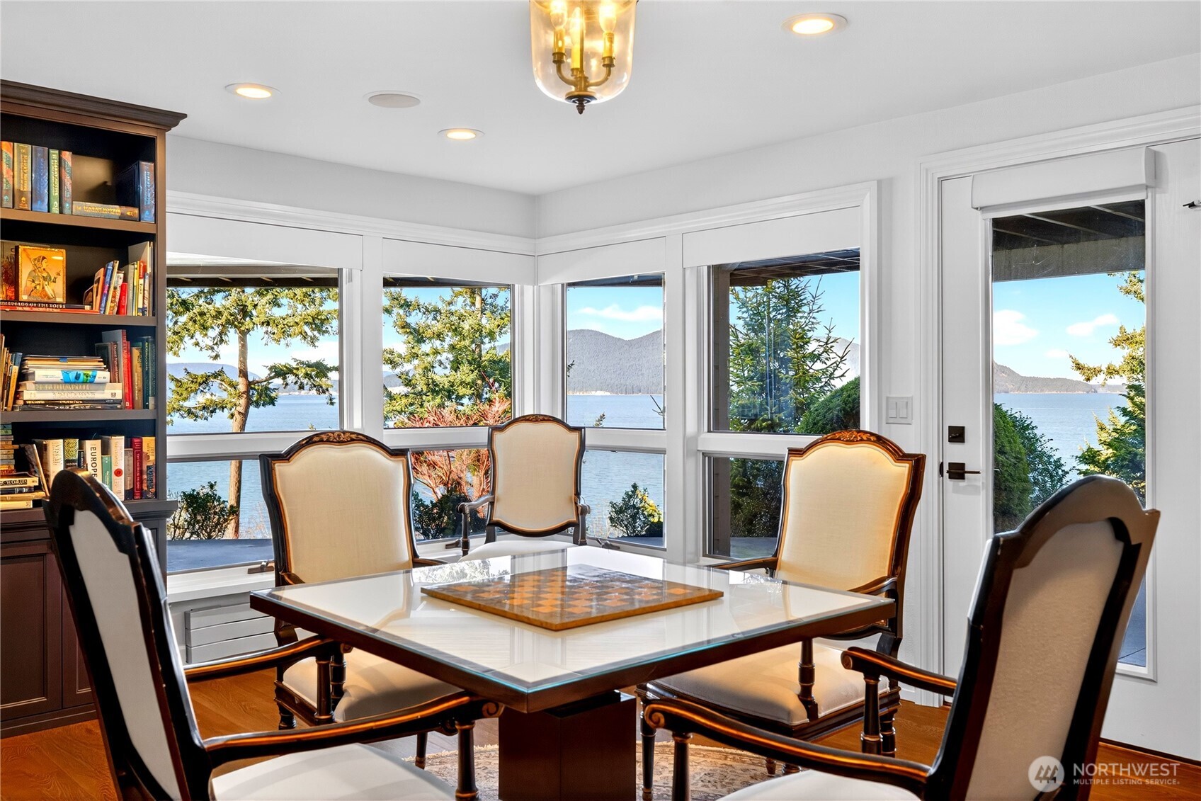 4002 Oakes Avenue Anacortes WA 98221