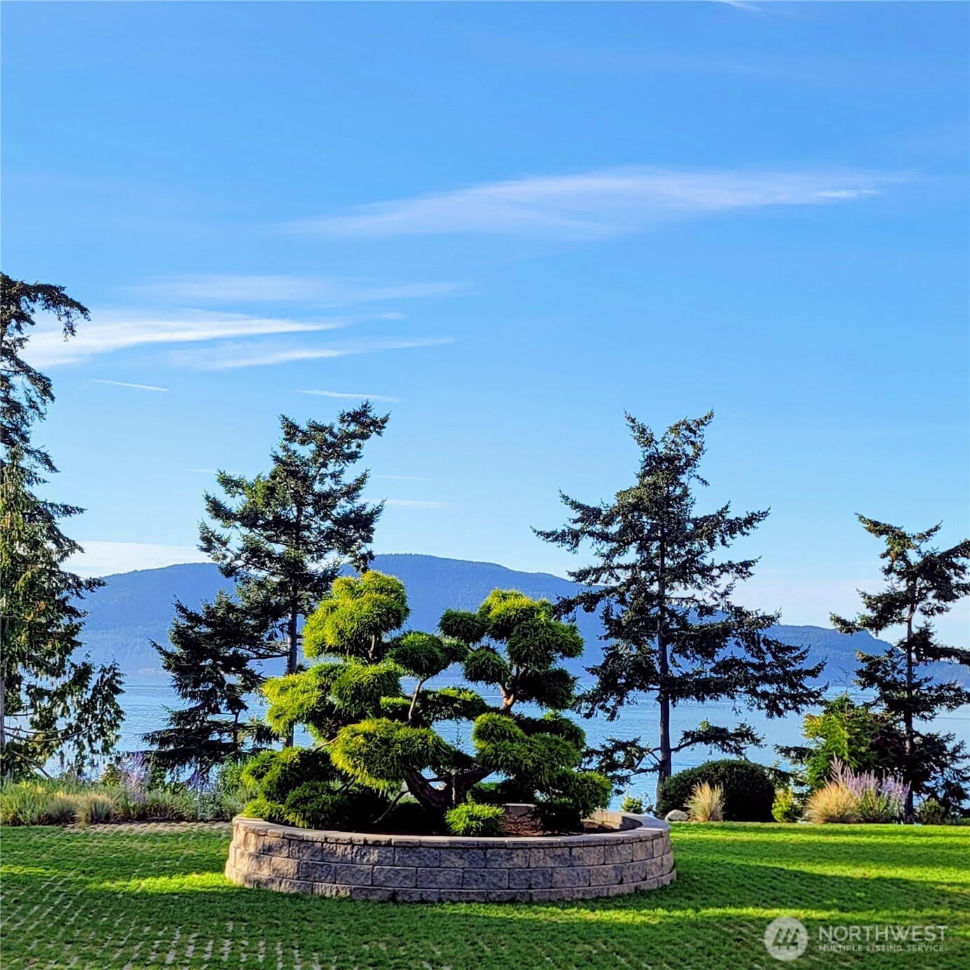 4002 Oakes Avenue Anacortes WA 98221