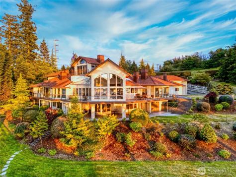4002 Oakes Avenue Anacortes WA 98221