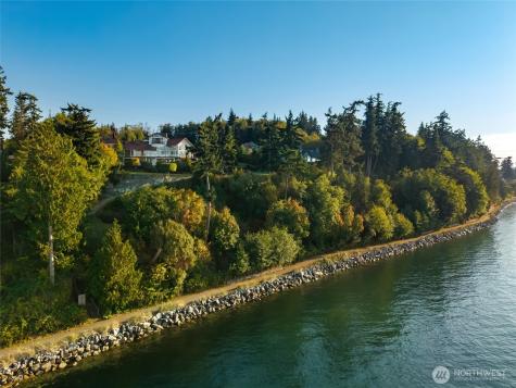 4002 Oakes Avenue Anacortes WA 98221