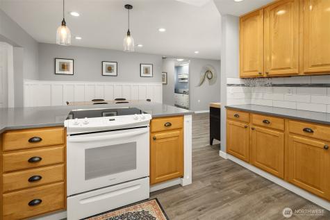 20830 236th Ave SE Maple Valley WA 98038