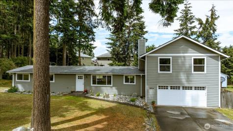 2604 Olympic Drive Oak Harbor WA 98277
