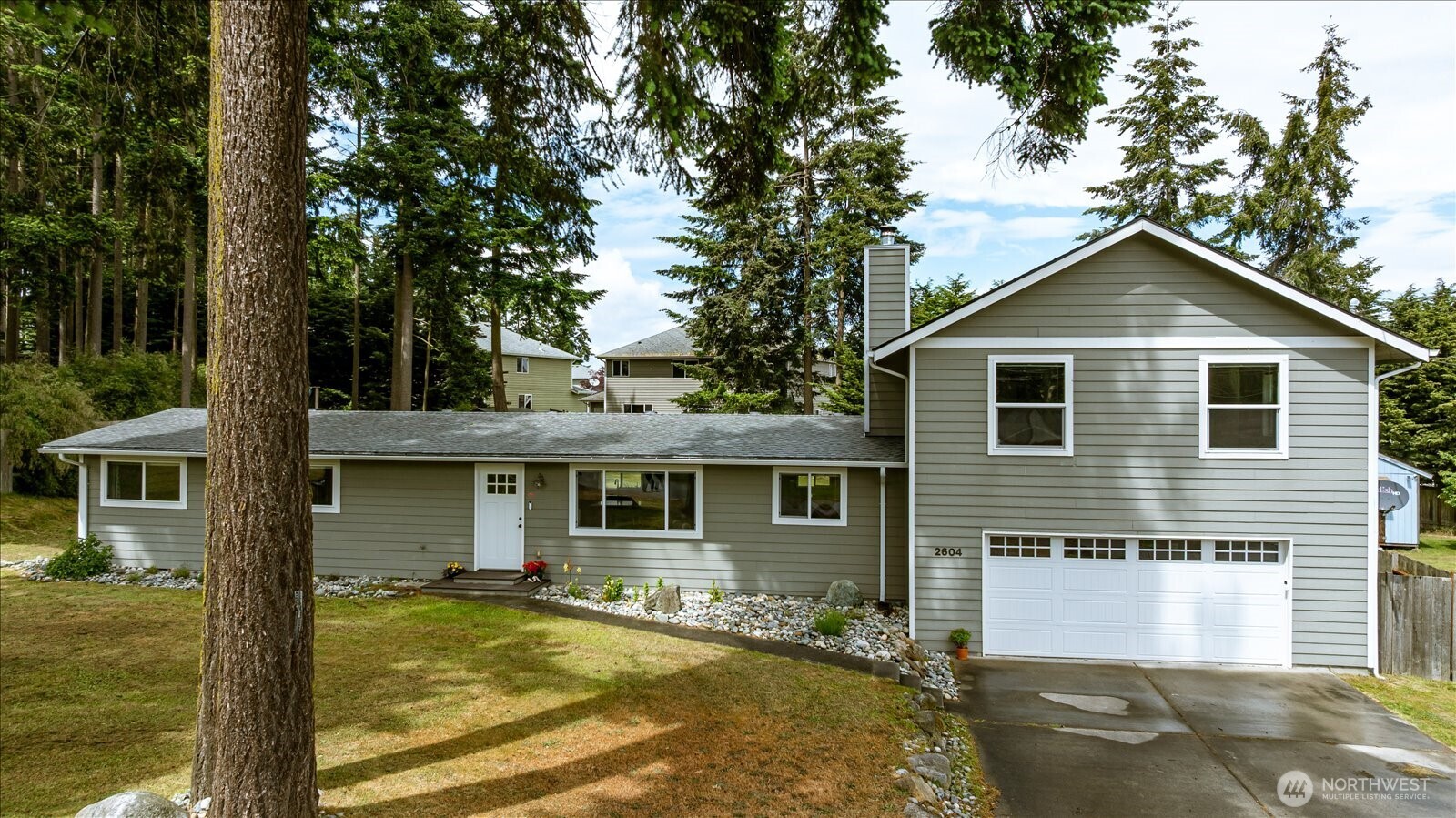 2604 Olympic Drive Oak Harbor WA 98277