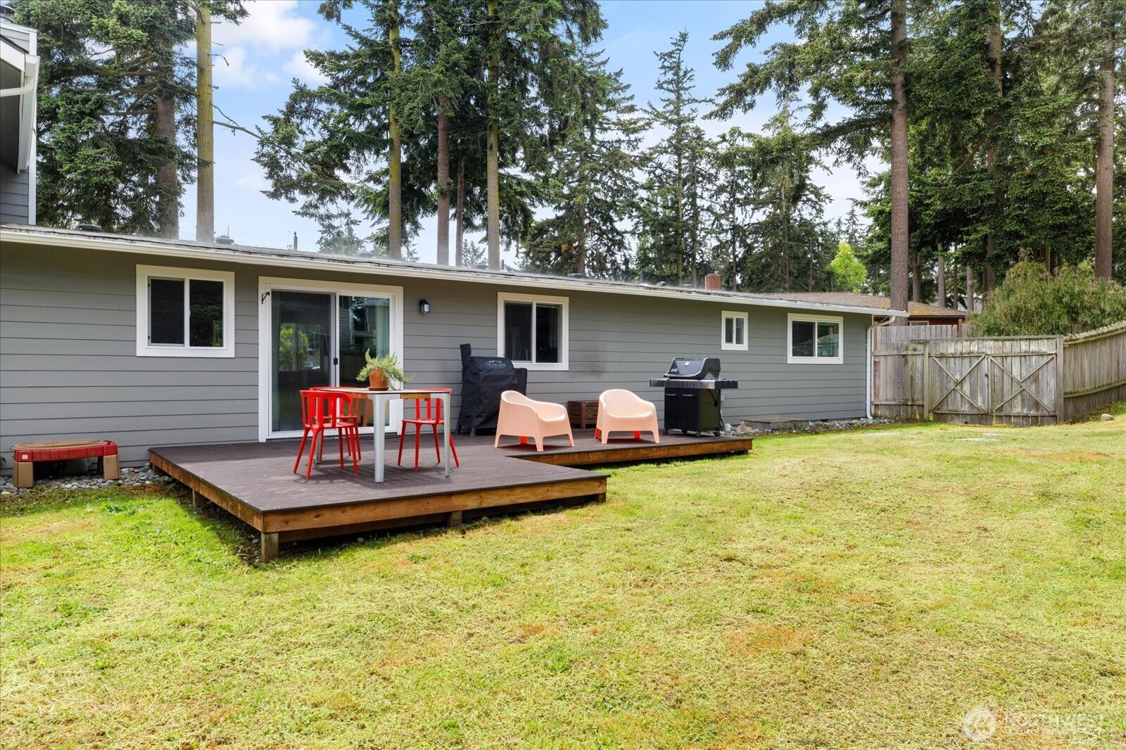 2604 Olympic Drive Oak Harbor WA 98277