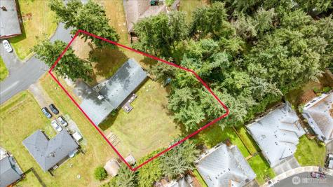2604 Olympic Drive Oak Harbor WA 98277