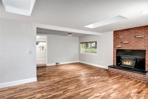 5717 186th Place SW Lynnwood WA 98037